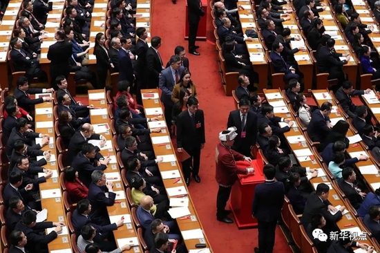 《中华人民共和国宪法修正案》诞生记